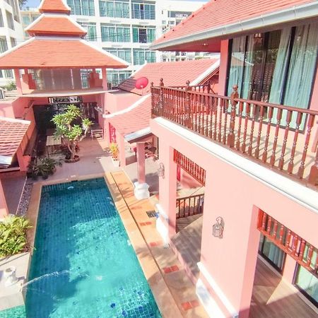พระตำหนักวิลล่า 10 ห้องนอน พร้อมสระว่ายน้ำส่วนตัว Pattaya Buitenkant foto