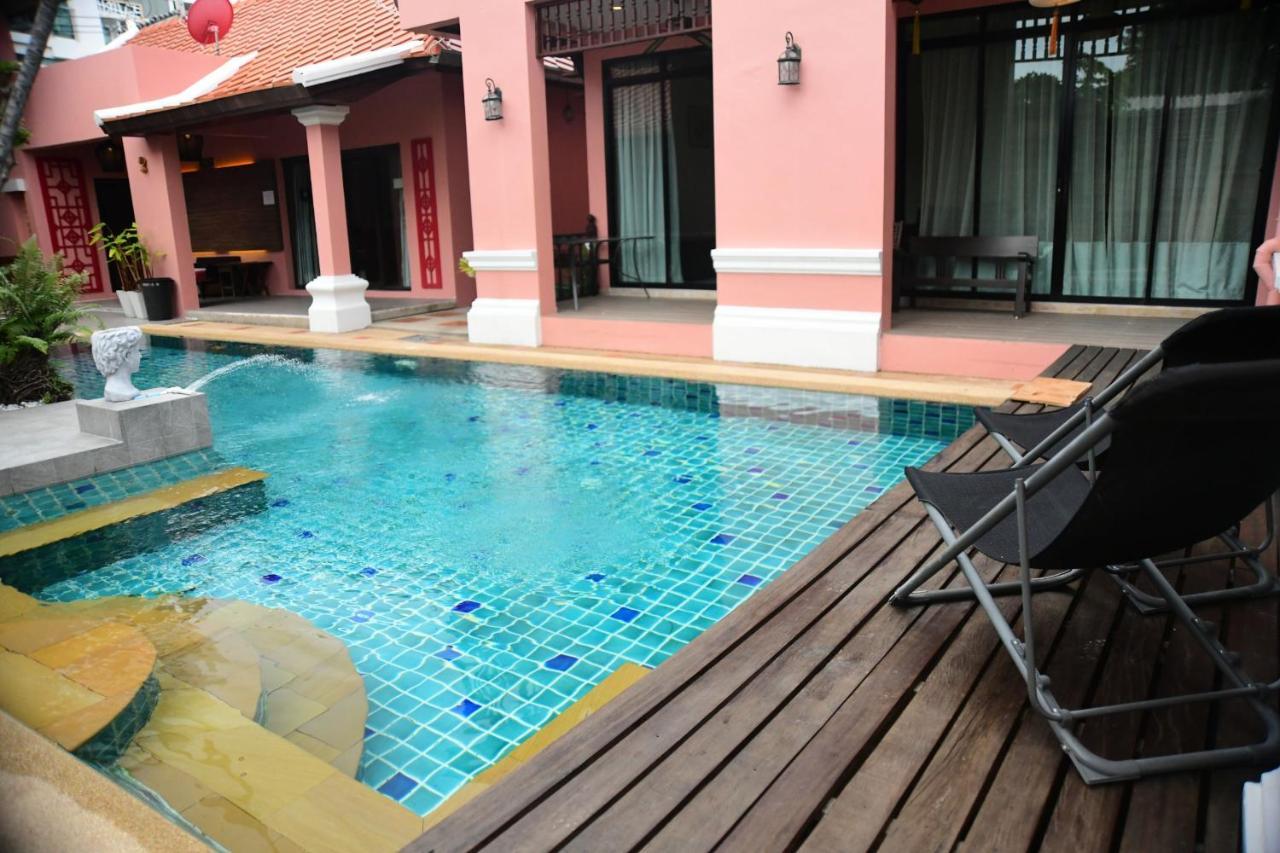 พระตำหนักวิลล่า 10 ห้องนอน พร้อมสระว่ายน้ำส่วนตัว Pattaya Buitenkant foto